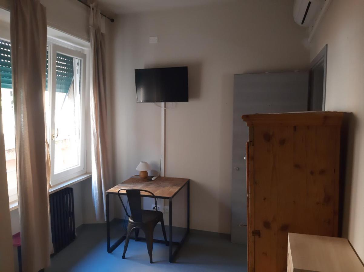 La Marque Jaune Hotel Verona Luaran gambar